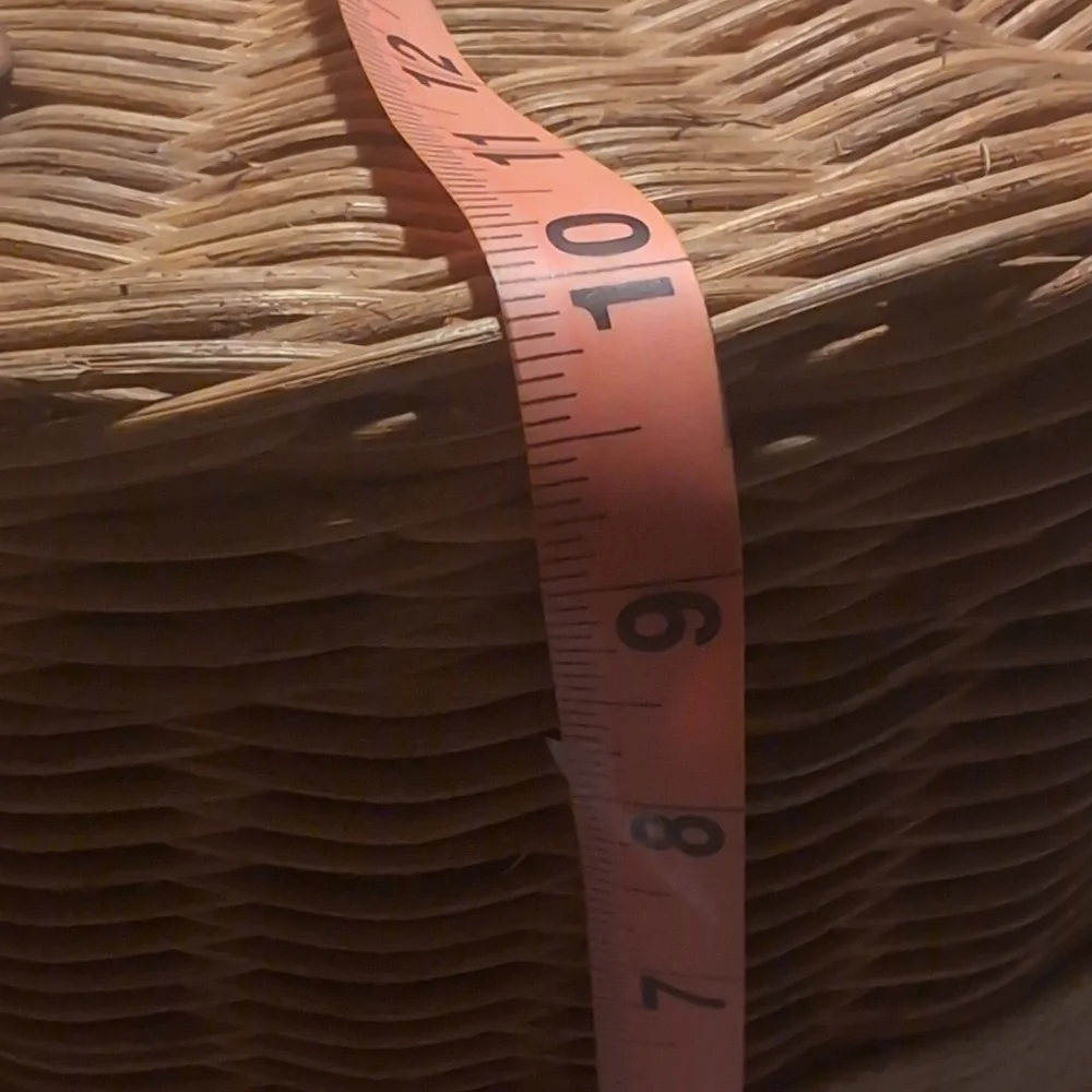 Vintage Round Woven Wicker Basket  Attached Lid Turn Key Closure